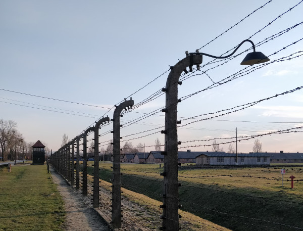 Guide for Auschwitz Tour